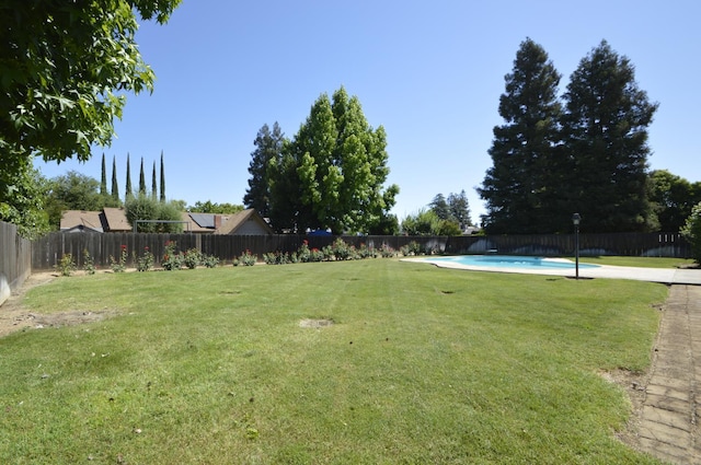 1692 W Tenaya Way, Fresno, CA 93711 - view of yard