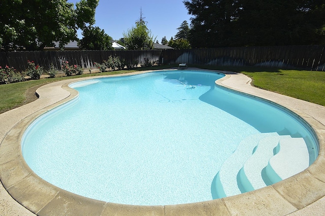 1692 W Tenaya Way, Fresno, CA 93711 - view of swimming pool with a diving board