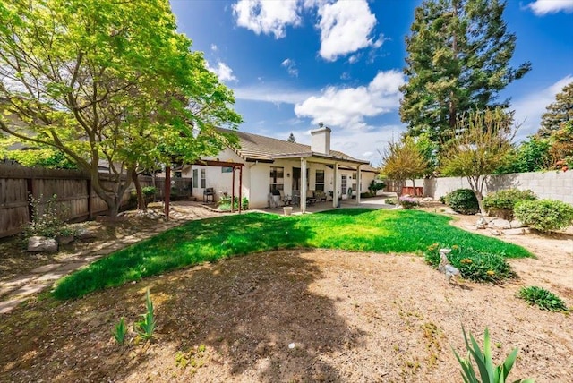 3159 Cedar Creek Ln, Madera, CA 93637 - view of yard with a patio