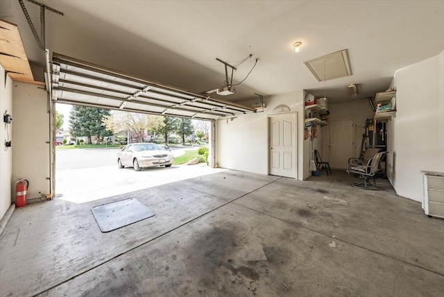 3159 Cedar Creek Ln, Madera, CA 93637 - garage with a garage door opener