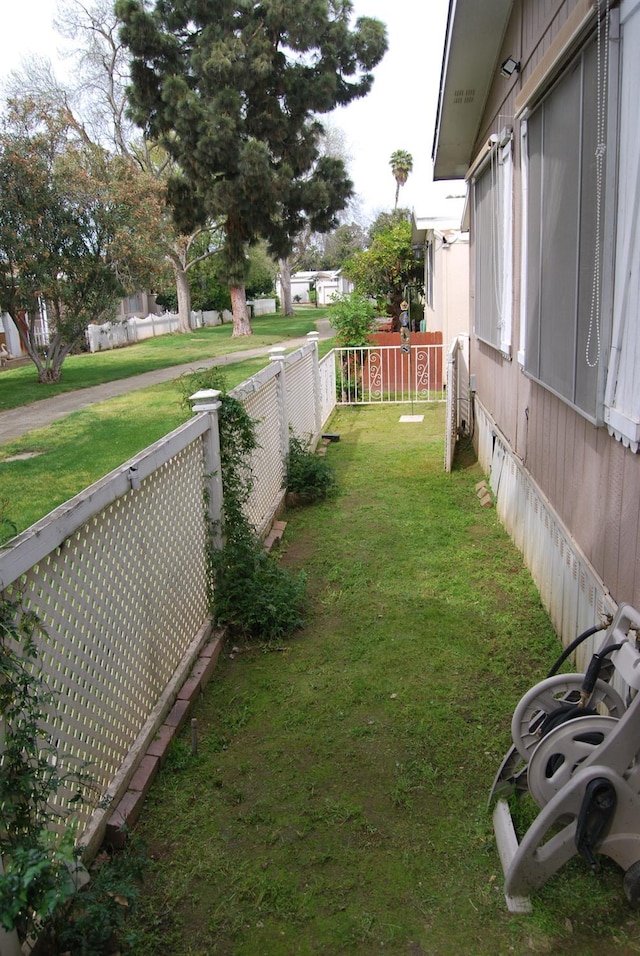 2706 W Ashlan Ave Unit 205, Fresno, CA 93705 - photo 20
