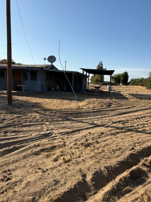 12326 E Dinuba Ave, Selma, CA 96662 - view of back of house