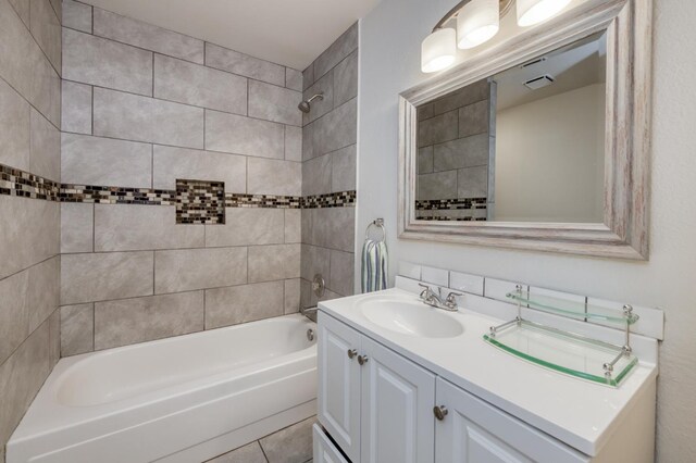 8259 N College Ave, Fresno, CA 93711 - bathroom with vanity and shower / bath combination