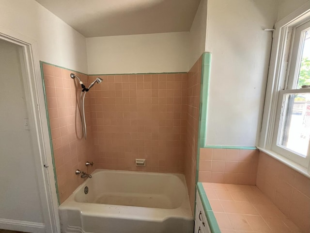 1305 E Fedora Ave, Fresno, CA 93704 - bathroom with healthy amount of natural light, shower / bath combination, and vanity