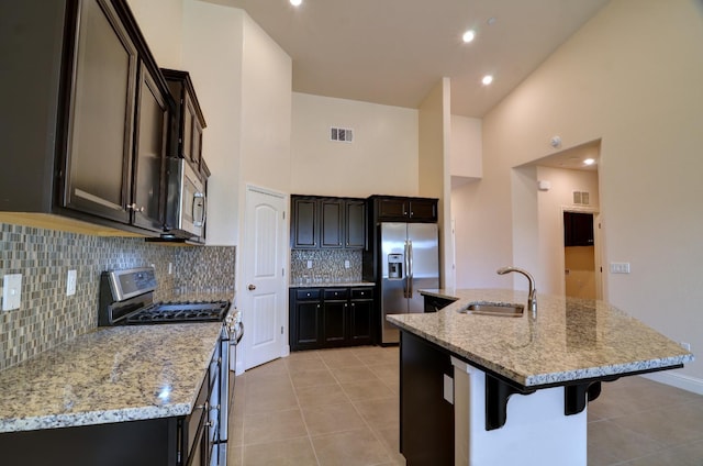 2129 La Canada Ave, Clovis, CA 93619 - photo 5
