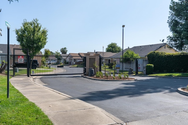 704 Rancho Vista Dr, Atwater, CA 95301 - gate with a residential view