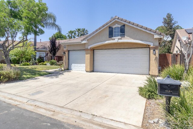 10502 E Greenbury Way, Clovis, CA 93619 - photo 3