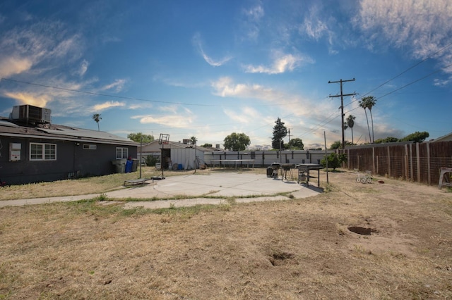 168 E Stuart Ave, Fresno, CA 93710 - view of yard with cooling unit and a patio area