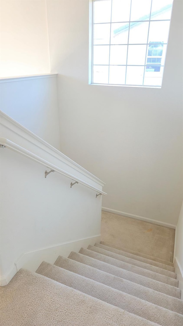 758 Persimmon, Madera, CA 93638 - staircase featuring carpet and baseboards