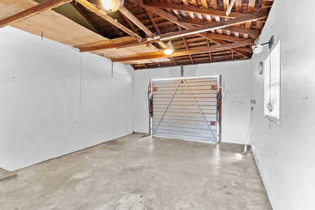 3446 E Lamona Ave, Fresno, CA 93703 - view of garage