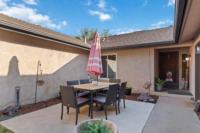 2724 Monocott Dr, Madera, CA 93637 - view of patio with outdoor dining area