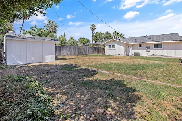 5075 N College Ave, Fresno, CA 93704 - view of yard featuring central AC unit