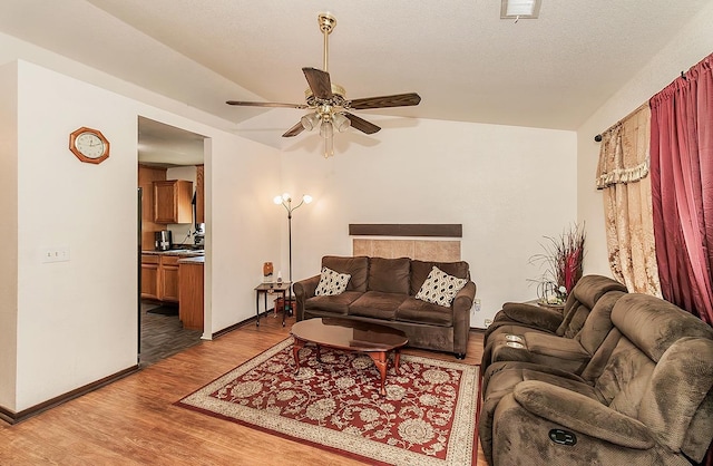 291 Kelly Ave, Parlier, CA 93648 - photo 4