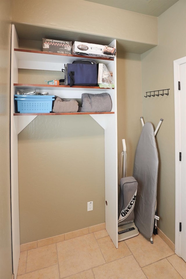 3356 N Burgan Ave, Fresno, CA 93727 - view of closet