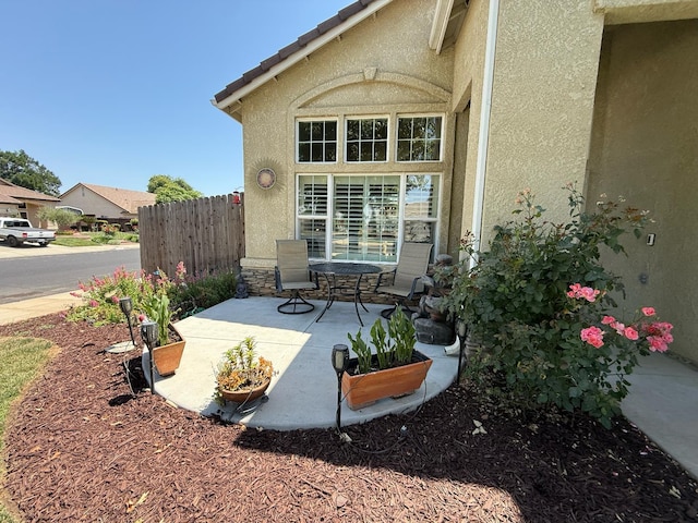 1976 Decatur Ave, Clovis, CA 93611 - view of patio / terrace