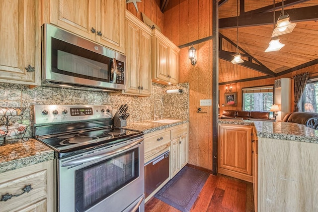 42272 Hanging Branch Rd, Shaver Lake, CA 93664 - kitchen with stainless steel appliances, a sink, decorative backsplash, dark wood-style flooring, and vaulted ceiling