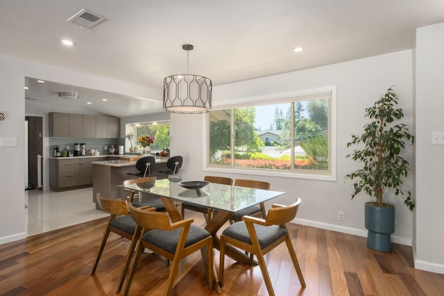 5309 N Parrish Way, Fresno, CA 93711 - dining area featuring light wood-style flooring, baseboards, and recessed lighting