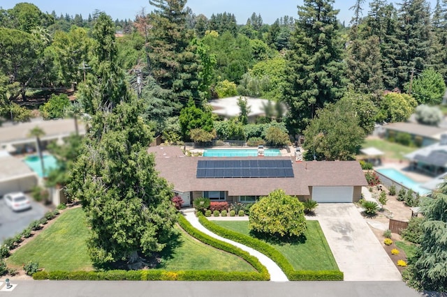 5309 N Parrish Way, Fresno, CA 93711 - aerial view of property and surrounding area with a pool