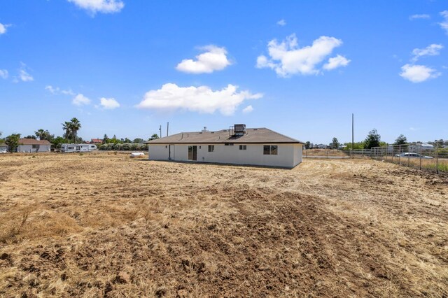 20434 Olympia Rd, Madera, CA 93638 - back of property with a rural view