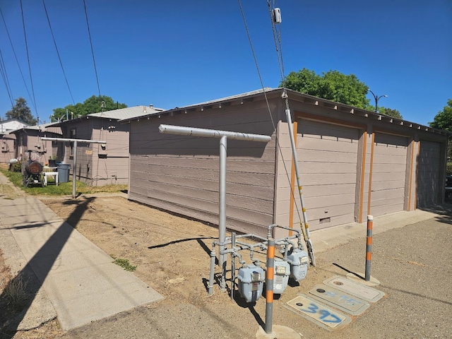 393 Cherry, Coalinga, CA 93210 - view of garage