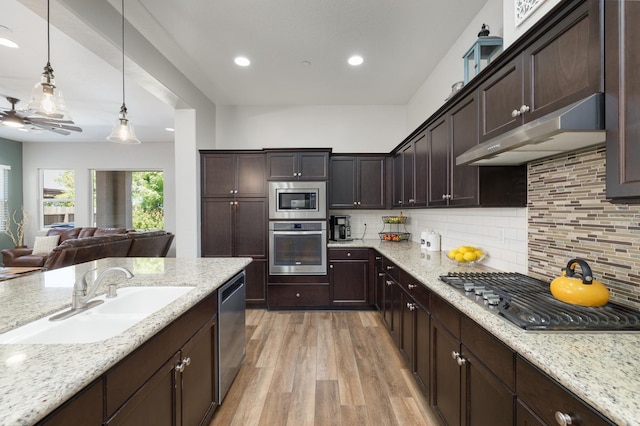 3771 Wrenwood Ave, Clovis, CA 93619 - kitchen featuring stainless steel appliances, under cabinet range hood, a sink, light wood-style floors, and ceiling fan