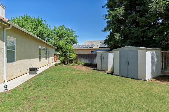 1413 N Hornet Ave, Clovis, CA 93619 - view of yard