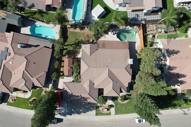 3055 Glenville Ave, Madera, CA 93637 - view of property location featuring a pool area