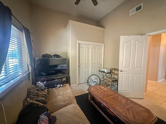 3055 Glenville Ave, Madera, CA 93637 - living area featuring a ceiling fan and lofted ceiling