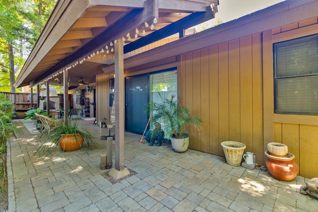 4633 N Glenn Ave, Fresno, CA 93704 - view of patio / terrace featuring ceiling fan