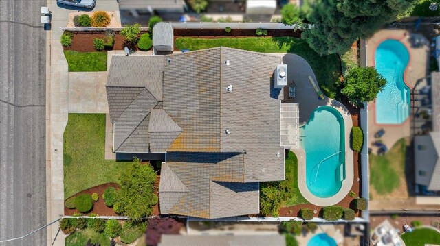 2162 Decatur Ave, Clovis, CA 93611 - aerial view of a pool area