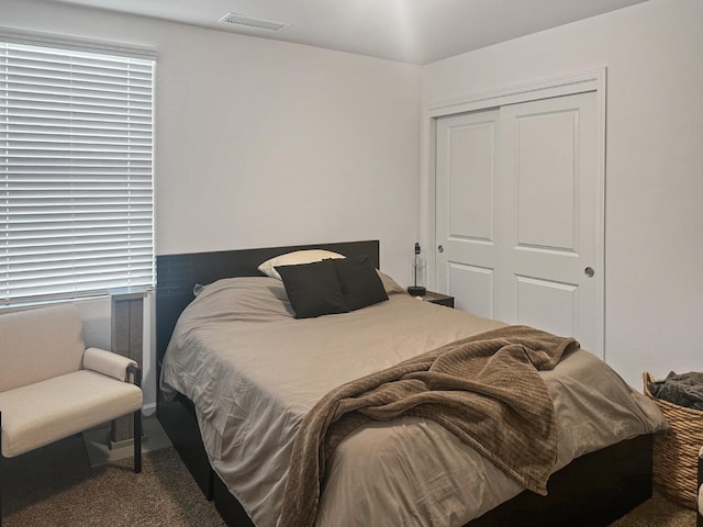 922 Winchell Way W, Madera, CA 93636 - bedroom with a closet and carpet