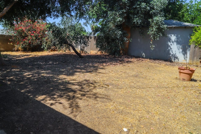 1020 E Saginaw Way, Fresno, CA 93704 - view of fenced backyard