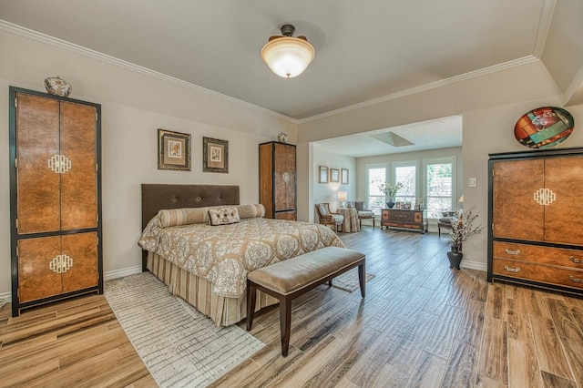 6772 N Wembley Dr, Fresno, CA 93711 - bedroom featuring baseboards, light wood finished floors, and ornamental molding