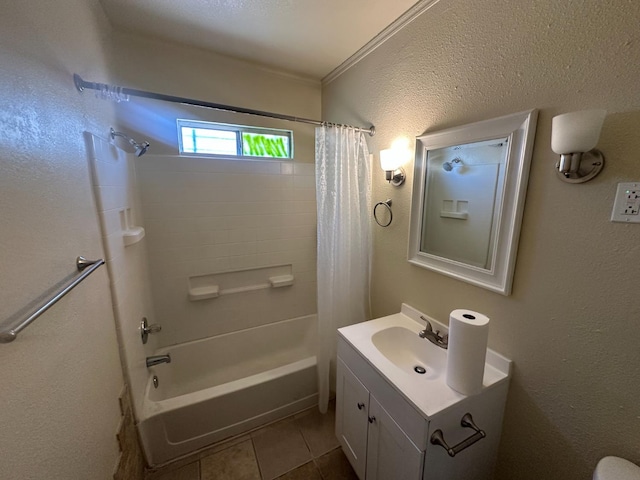3023 E White Ave, Fresno, CA 93701 - full bath featuring shower / tub combo with curtain, vanity, tile patterned flooring, and ornamental molding