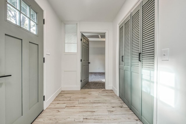 17367 Camden Dr, Madera, CA 93638 - foyer featuring light wood-style floors and baseboards