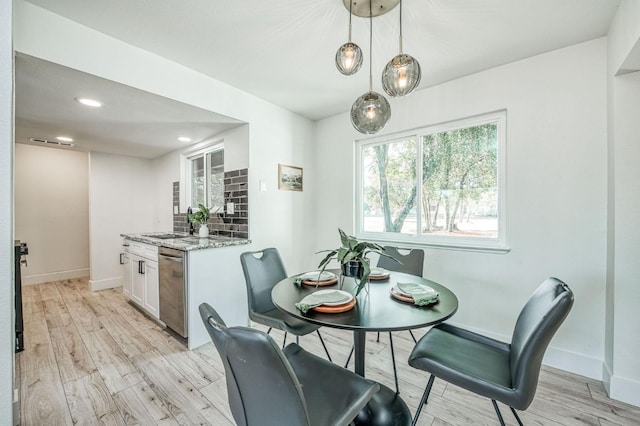 17367 Camden Dr, Madera, CA 93638 - dining space featuring light wood-style flooring, baseboards, and recessed lighting
