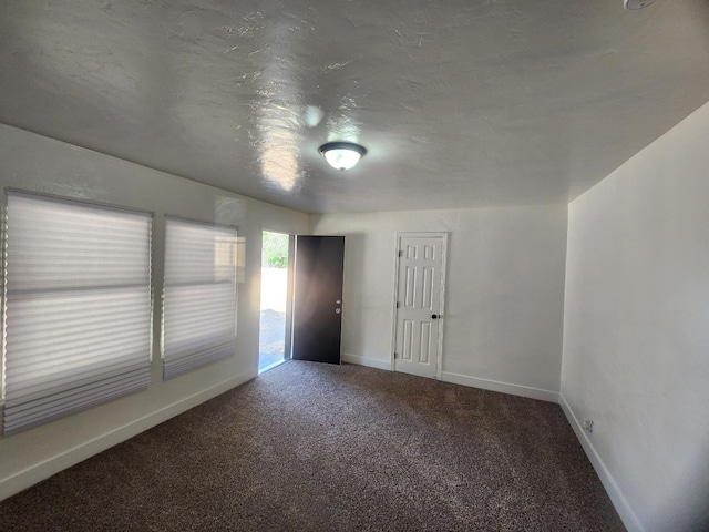 4754 E Andrews Ave, Fresno, CA 93726 - unfurnished room featuring carpet floors and baseboards