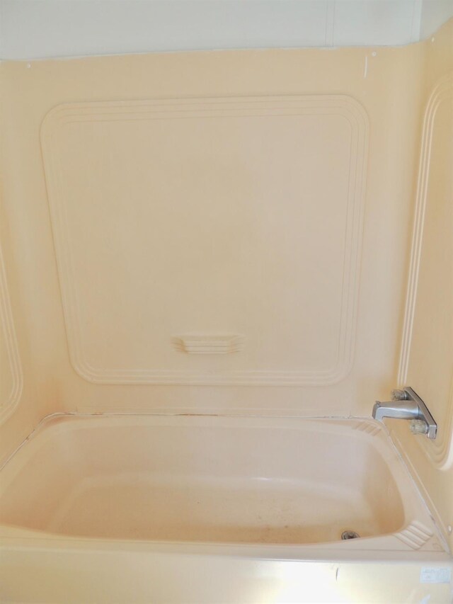 15716 S Hughes, Caruthers, CA 93609 - view of bathroom