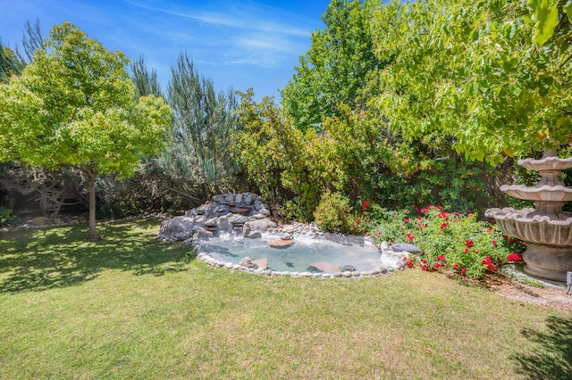2136 E Royal Dornoch Ave, Fresno, CA 93730 - view of grassy yard