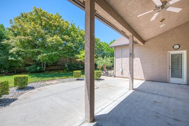1251 E Rosemont Ln, Fresno, CA 93730 - view of patio / terrace featuring a ceiling fan