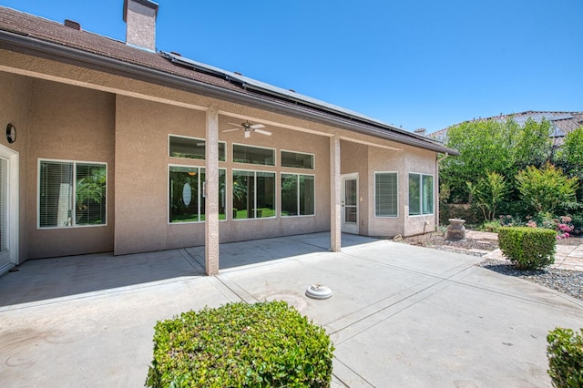 1251 E Rosemont Ln, Fresno, CA 93730 - view of patio with a ceiling fan