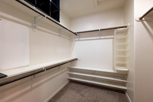 3083 N Stanley Ave, Fresno, CA 93737 - spacious closet featuring carpet