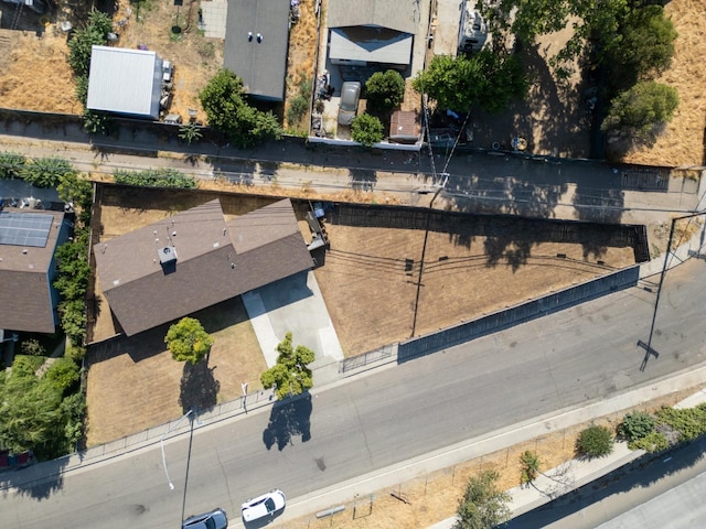 2316 S Kirk St, Fresno, CA 93706 - drone / aerial view