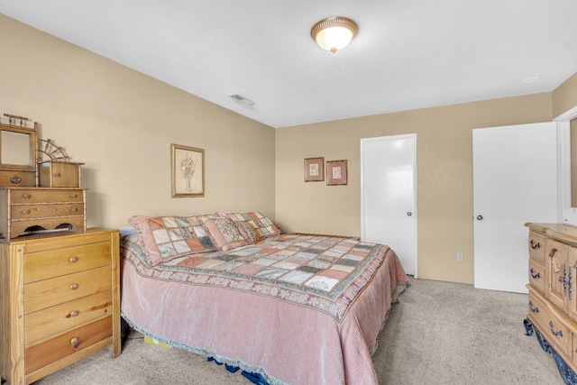 5072 N Forkner Ave, Fresno, CA 93711 - bedroom featuring light carpet