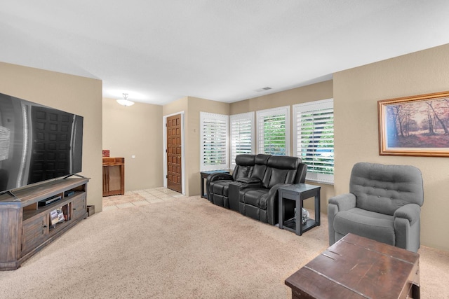 5072 N Forkner Ave, Fresno, CA 93711 - living room with carpet