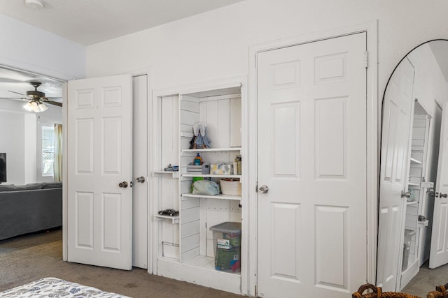 1586 N Calaveras St, Fresno, CA 93728 - view of closet