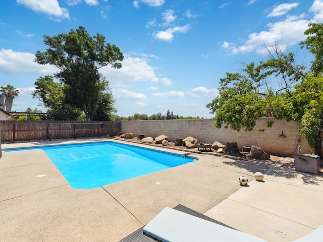 2091 E Cromwell Ave, Fresno, CA 93720 - view of pool with a fenced backyard and a patio area