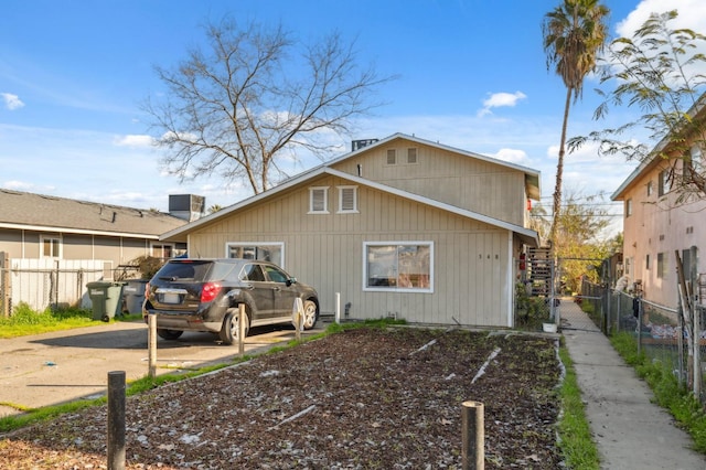 548 N Fisher St, Fresno, CA 93702 - photo 3