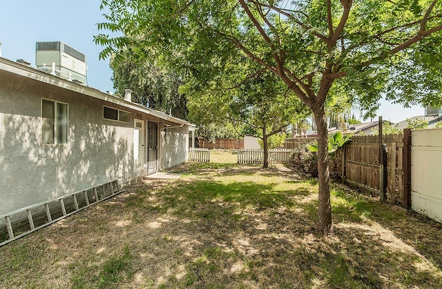 709 Keith St, Lemoore, CA 93245 - view of fenced backyard