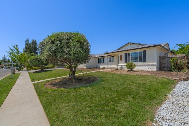 2048 W Sierra Ave, Fresno, CA 93711 - ranch-style house with stucco siding
